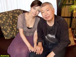 旦那の目の前で妻が！？